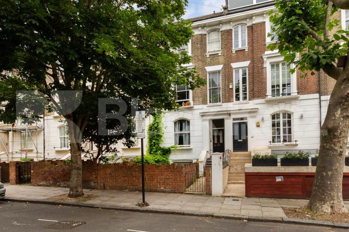 Newly refurbished 6 bedroom House located minutes to Holloway station   Loraine Road, Holloway